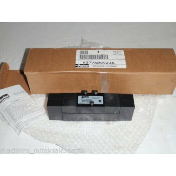 *NIB* Parker Solenoid Operated Valve Coil F37VXBG023A __ F37VXBGO23A #1 image